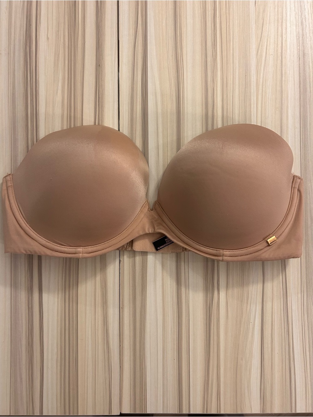 Victoria's Secret Very Sexy Multiway Strapless Push-Up Bra Beige 36DD